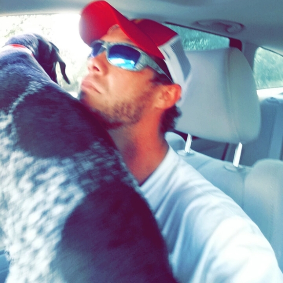 Meet your Posher, Aaron - Picture 2 of 3